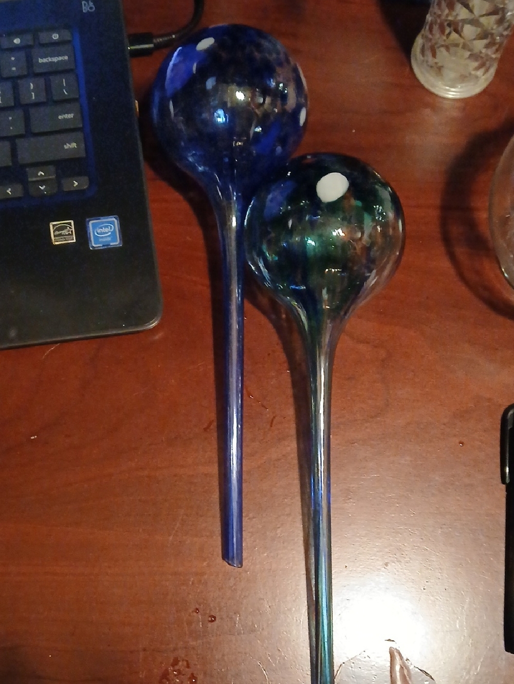 Handblown Glass Garden Watering Globes - Blue/Teal